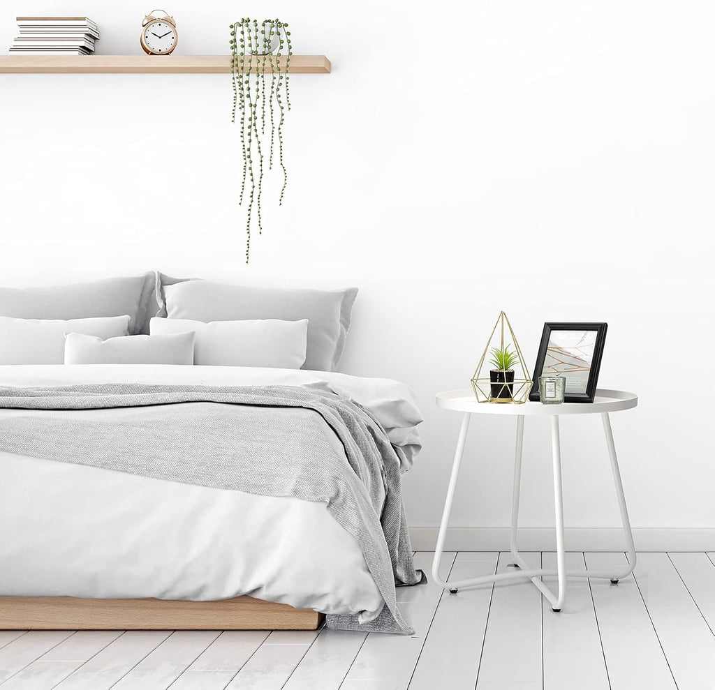 Outdoor Side Tables, Weather Resistant Steel Patio Side Table, Small round Outdoor End Table Metal Side Table for Patio Yard Balcony Garden Bedside White