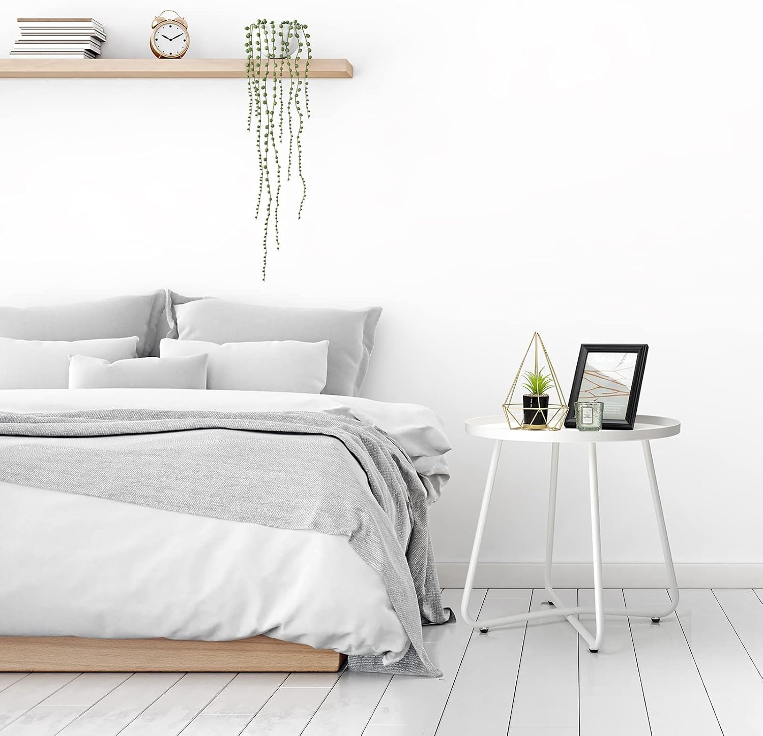 Outdoor Side Tables, Weather Resistant Steel Patio Side Table, Small round Outdoor End Table Metal Side Table for Patio Yard Balcony Garden Bedside White